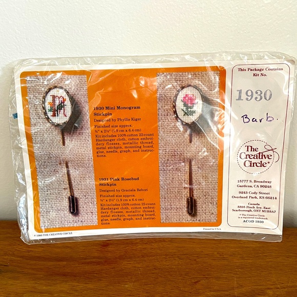 Creative circle 1930 mini monogram M pin kit - Picture 1 of 4